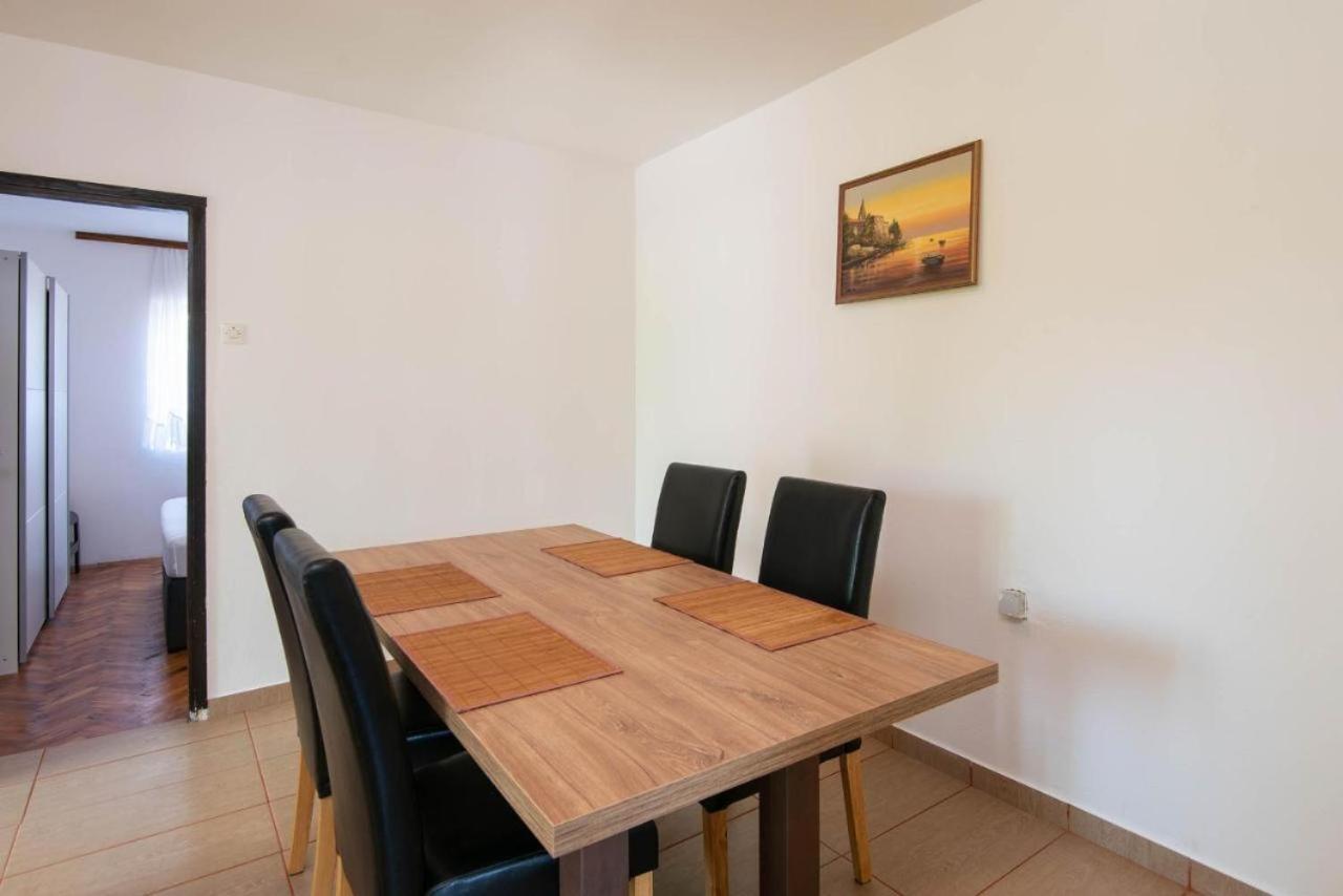Apartments Ljiljana Orebic Luaran gambar