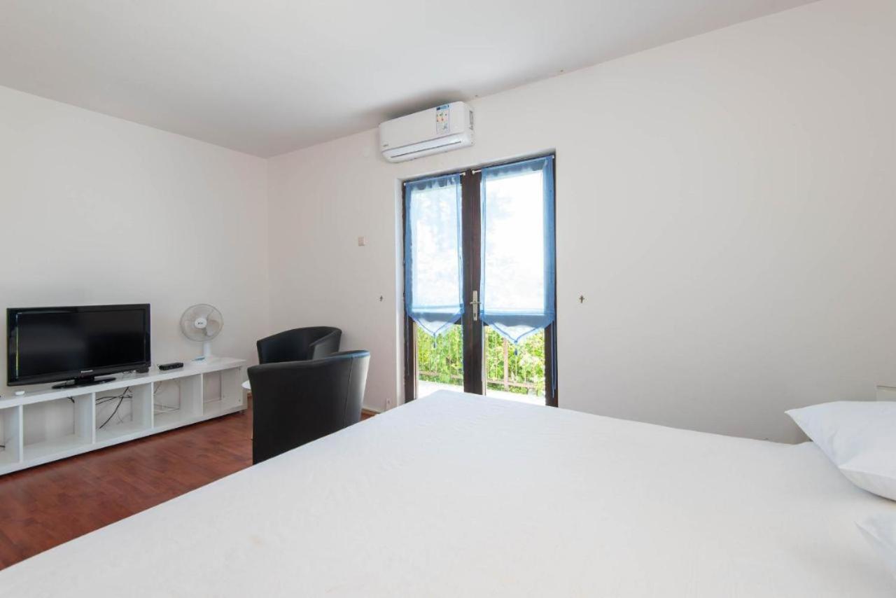 Apartments Ljiljana Orebic Luaran gambar
