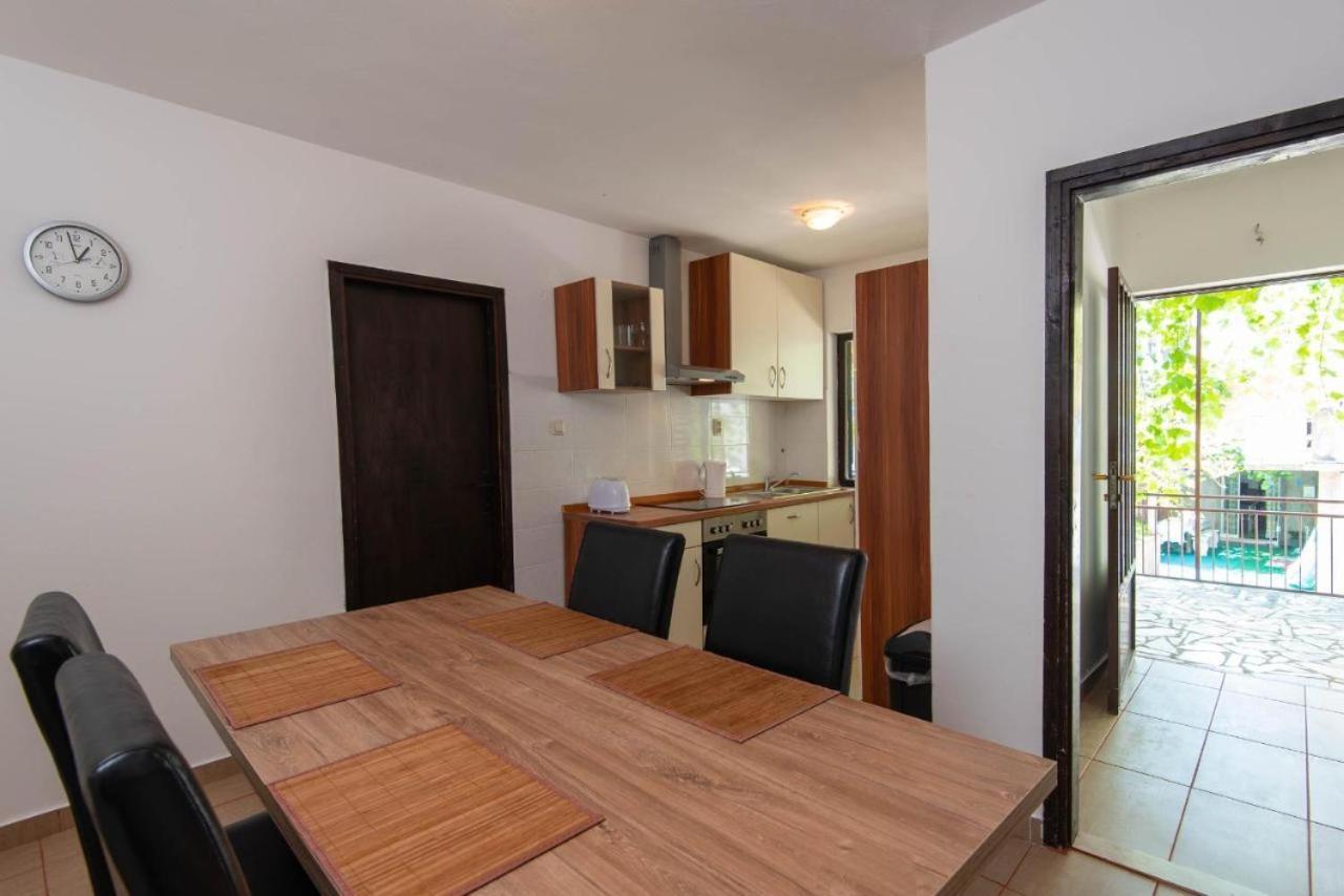 Apartments Ljiljana Orebic Luaran gambar