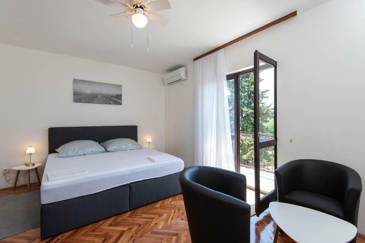 Apartments Ljiljana Orebic Luaran gambar