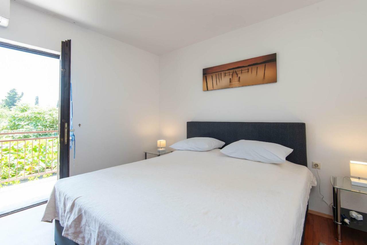 Apartments Ljiljana Orebic Luaran gambar