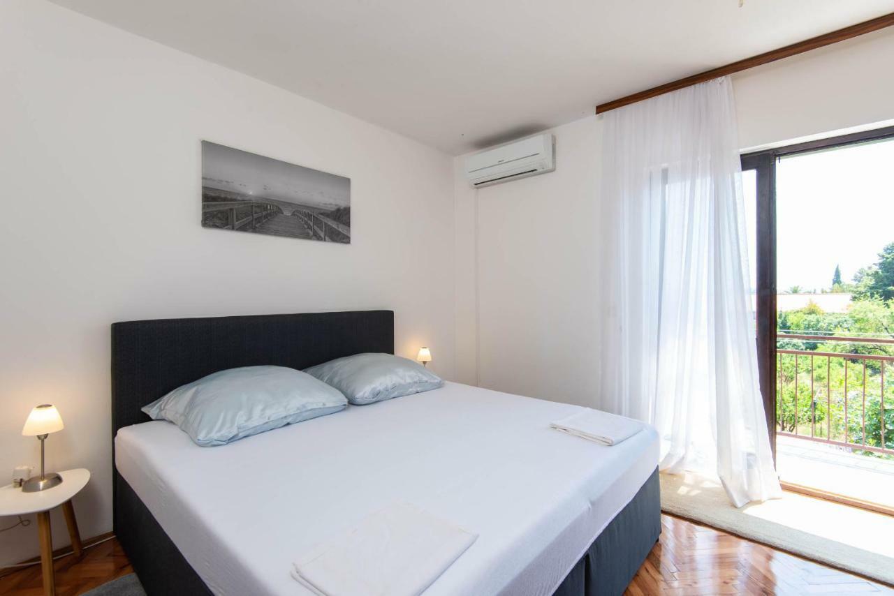Apartments Ljiljana Orebic Luaran gambar